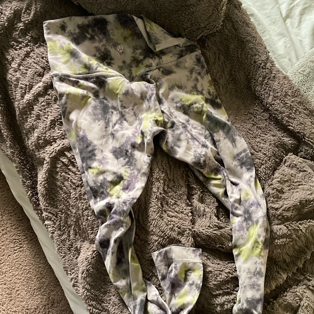 lululemon athletica Align Tie-Dye Leggings - Purple and Yellow size 4